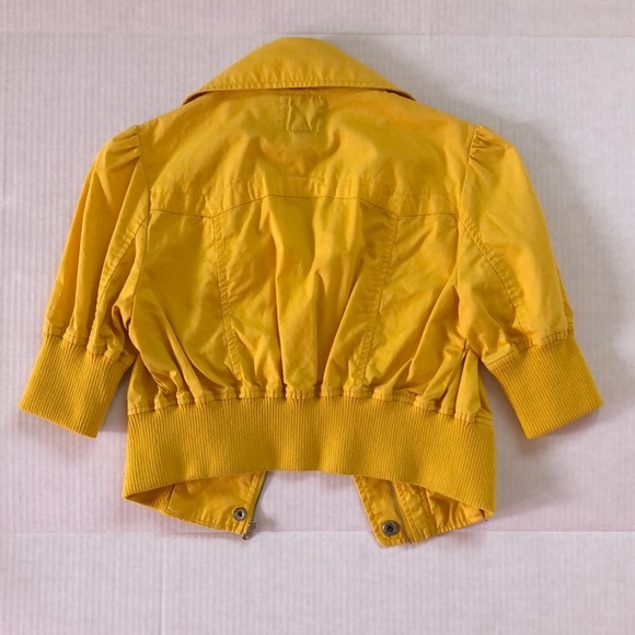 Forever 21 Crop Jacket NWOT - Picture 2 of 5